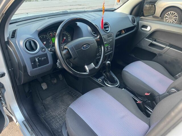 Серый Форд Фьюжн, объемом двигателя 1.4 л и пробегом 130 тыс. км за 5699 $, фото 14 на Automoto.ua