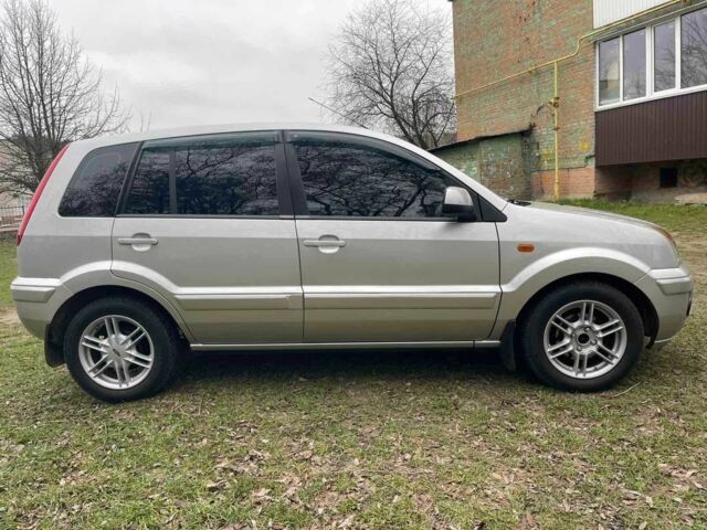 Серый Форд Фьюжн, объемом двигателя 1.4 л и пробегом 129 тыс. км за 5650 $, фото 3 на Automoto.ua