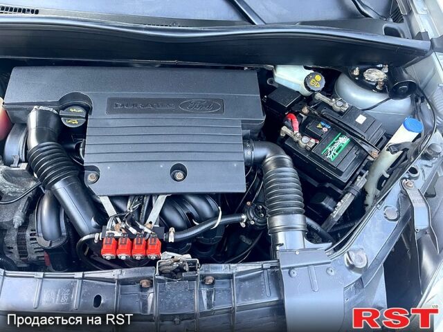 Сірий Форд Фьюжен, об'ємом двигуна 1.4 л та пробігом 127 тис. км за 5650 $, фото 13 на Automoto.ua