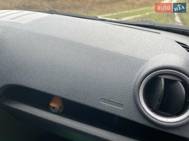 Сірий Форд Фьюжен, об'ємом двигуна 1.4 л та пробігом 129 тис. км за 5700 $, фото 16 на Automoto.ua