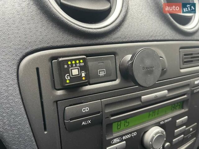 Сірий Форд Фьюжен, об'ємом двигуна 1.4 л та пробігом 129 тис. км за 5600 $, фото 15 на Automoto.ua