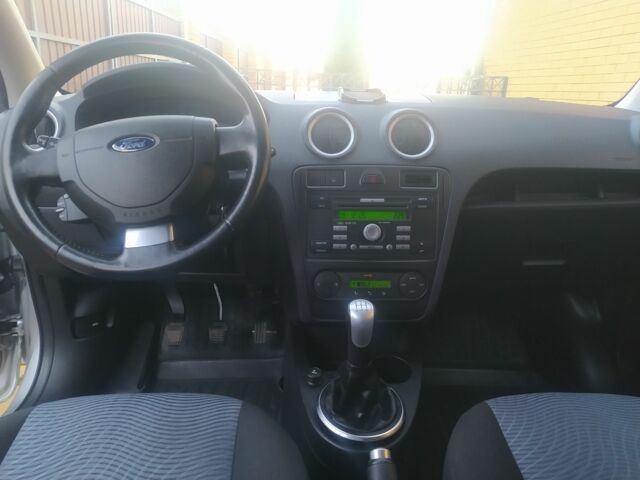 Сірий Форд Фьюжен, об'ємом двигуна 1 л та пробігом 52 тис. км за 7200 $, фото 7 на Automoto.ua