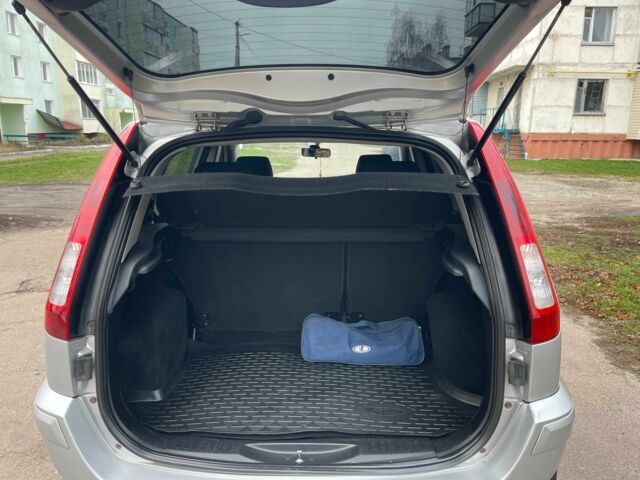 Сірий Форд Фьюжен, об'ємом двигуна 1.4 л та пробігом 130 тис. км за 5699 $, фото 11 на Automoto.ua