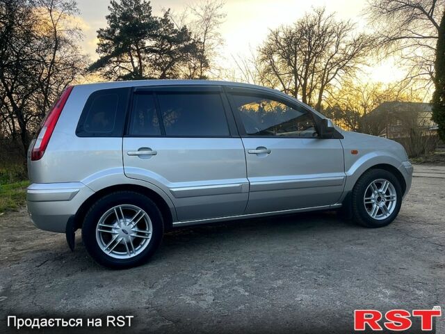 Серый Форд Фьюжн, объемом двигателя 1.4 л и пробегом 130 тыс. км за 5699 $, фото 4 на Automoto.ua