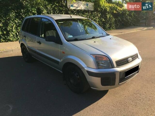 Серый Форд Фьюжн, объемом двигателя 1.4 л и пробегом 290 тыс. км за 4999 $, фото 10 на Automoto.ua