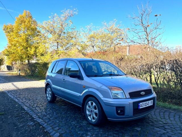 Сірий Форд Фьюжен, об'ємом двигуна 1.4 л та пробігом 178 тис. км за 5350 $, фото 1 на Automoto.ua