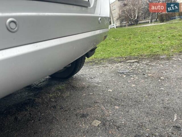 Сірий Форд Фьюжен, об'ємом двигуна 1.4 л та пробігом 129 тис. км за 5600 $, фото 7 на Automoto.ua