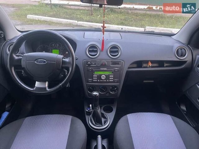 Сірий Форд Фьюжен, об'ємом двигуна 1.4 л та пробігом 127 тис. км за 5650 $, фото 13 на Automoto.ua