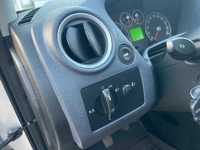 Серый Форд Фьюжн, объемом двигателя 1.4 л и пробегом 130 тыс. км за 5699 $, фото 16 на Automoto.ua