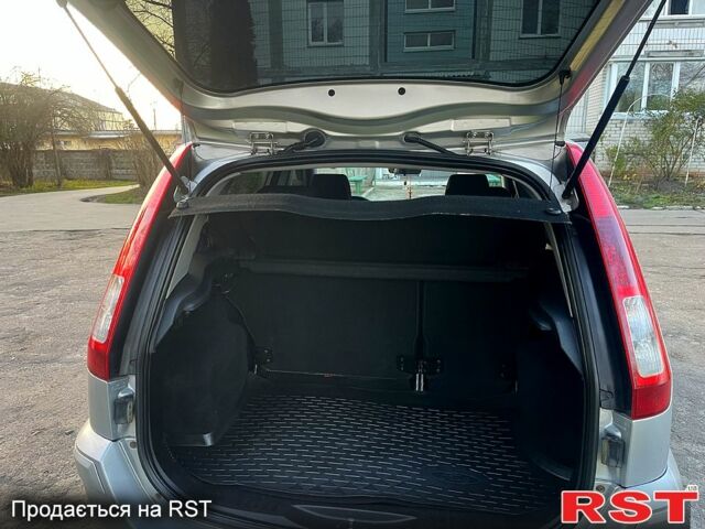 Серый Форд Фьюжн, объемом двигателя 1.4 л и пробегом 130 тыс. км за 5699 $, фото 10 на Automoto.ua