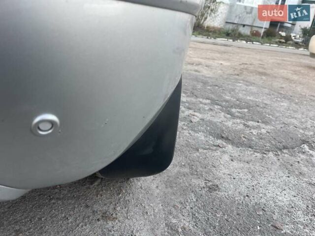 Серый Форд Фьюжн, объемом двигателя 1.4 л и пробегом 130 тыс. км за 5699 $, фото 10 на Automoto.ua