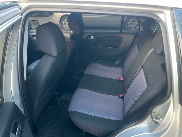 Серый Форд Фьюжн, объемом двигателя 1.4 л и пробегом 130 тыс. км за 5699 $, фото 13 на Automoto.ua