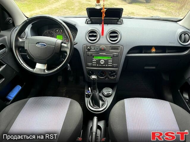 Сірий Форд Фьюжен, об'ємом двигуна 1.4 л та пробігом 129 тис. км за 5650 $, фото 8 на Automoto.ua