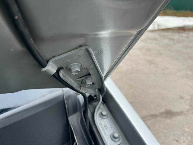 Сірий Форд Фьюжен, об'ємом двигуна 1.4 л та пробігом 130 тис. км за 5699 $, фото 23 на Automoto.ua