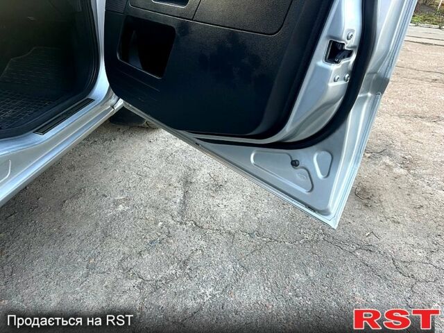 Сірий Форд Фьюжен, об'ємом двигуна 1.4 л та пробігом 130 тис. км за 5699 $, фото 9 на Automoto.ua