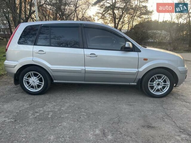 Серый Форд Фьюжн, объемом двигателя 1.4 л и пробегом 130 тыс. км за 5699 $, фото 1 на Automoto.ua