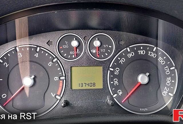 Серый Форд Фьюжн, объемом двигателя 1.4 л и пробегом 137 тыс. км за 5600 $, фото 4 на Automoto.ua