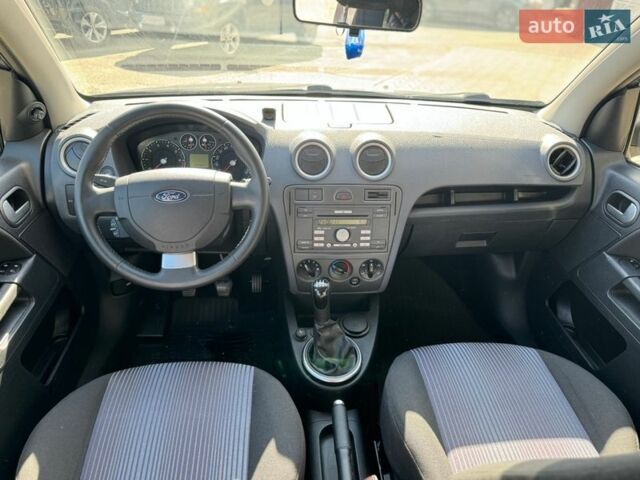 Серый Форд Фьюжн, объемом двигателя 1.4 л и пробегом 104 тыс. км за 5950 $, фото 39 на Automoto.ua