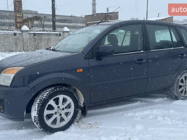 Сірий Форд Фьюжен, об'ємом двигуна 1.4 л та пробігом 140 тис. км за 5500 $, фото 5 на Automoto.ua