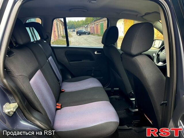 Серый Форд Фьюжн, объемом двигателя 1.4 л и пробегом 147 тыс. км за 5600 $, фото 10 на Automoto.ua