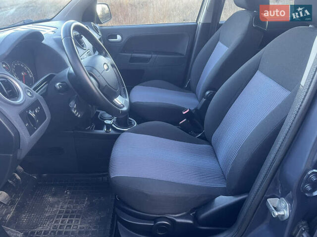 Серый Форд Фьюжн, объемом двигателя 1.4 л и пробегом 139 тыс. км за 5600 $, фото 2 на Automoto.ua