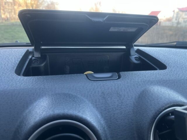 Сірий Форд Фьюжен, об'ємом двигуна 1.4 л та пробігом 139 тис. км за 5600 $, фото 18 на Automoto.ua