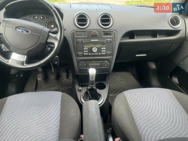 Сірий Форд Фьюжен, об'ємом двигуна 1.6 л та пробігом 143 тис. км за 5999 $, фото 8 на Automoto.ua