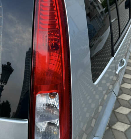 Серый Форд Фьюжн, объемом двигателя 1.4 л и пробегом 81 тыс. км за 7500 $, фото 48 на Automoto.ua