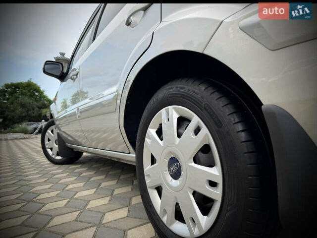 Серый Форд Фьюжн, объемом двигателя 1.4 л и пробегом 81 тыс. км за 7500 $, фото 52 на Automoto.ua