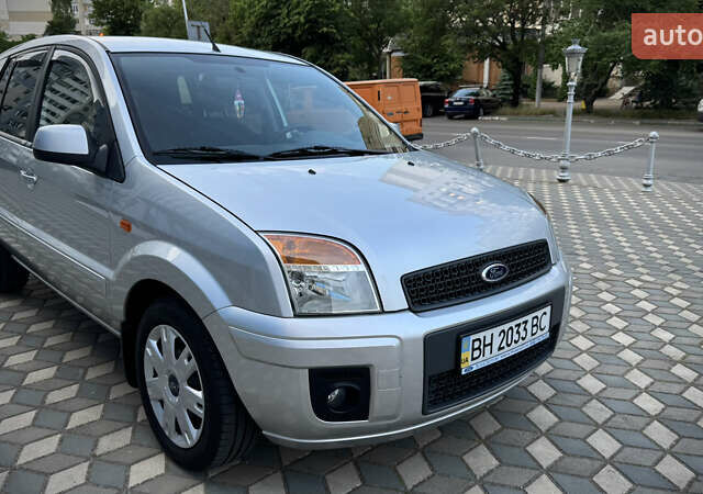 Серый Форд Фьюжн, объемом двигателя 1.4 л и пробегом 81 тыс. км за 7500 $, фото 28 на Automoto.ua