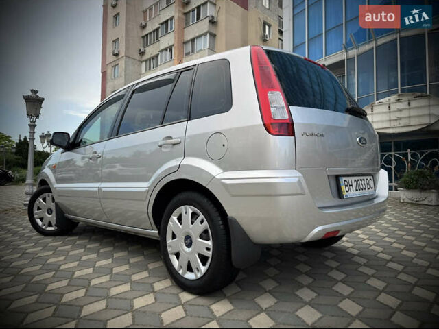 Серый Форд Фьюжн, объемом двигателя 1.4 л и пробегом 81 тыс. км за 7500 $, фото 17 на Automoto.ua