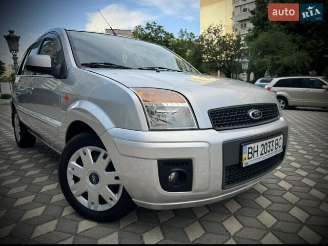 Серый Форд Фьюжн, объемом двигателя 1.4 л и пробегом 81 тыс. км за 7500 $, фото 32 на Automoto.ua