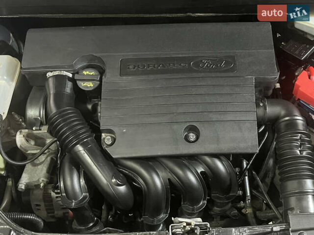 Сірий Форд Фьюжен, об'ємом двигуна 1.6 л та пробігом 143 тис. км за 5999 $, фото 17 на Automoto.ua