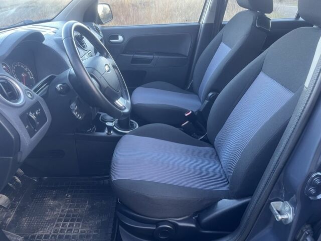 Сірий Форд Фьюжен, об'ємом двигуна 1.4 л та пробігом 139 тис. км за 5600 $, фото 6 на Automoto.ua