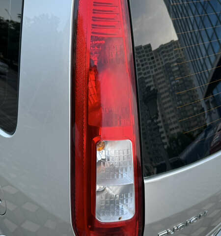 Серый Форд Фьюжн, объемом двигателя 1.4 л и пробегом 81 тыс. км за 7500 $, фото 46 на Automoto.ua