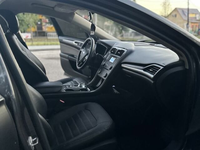 Сірий Форд Фьюжен, об'ємом двигуна 2.5 л та пробігом 125 тис. км за 9100 $, фото 14 на Automoto.ua