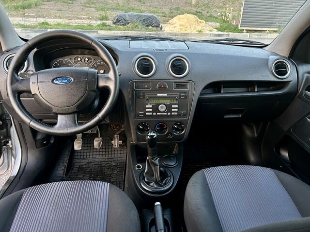 Сірий Форд Фьюжен, об'ємом двигуна 1.4 л та пробігом 240 тис. км за 5200 $, фото 13 на Automoto.ua