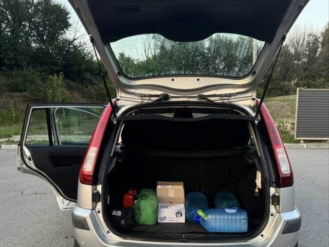 Сірий Форд Фьюжен, об'ємом двигуна 1.4 л та пробігом 240 тис. км за 5200 $, фото 10 на Automoto.ua