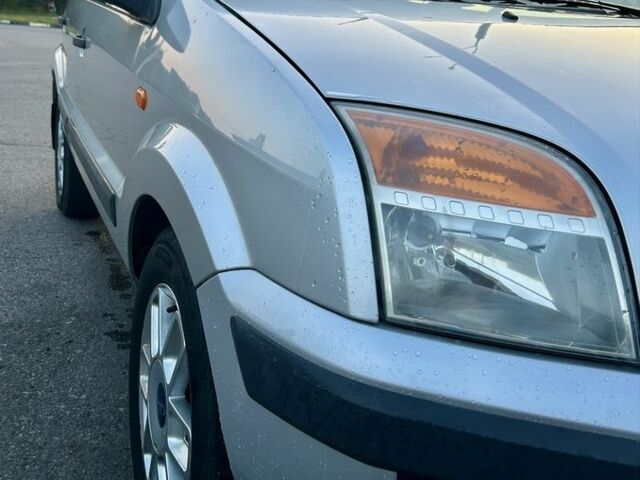 Сірий Форд Фьюжен, об'ємом двигуна 1.4 л та пробігом 240 тис. км за 5200 $, фото 2 на Automoto.ua