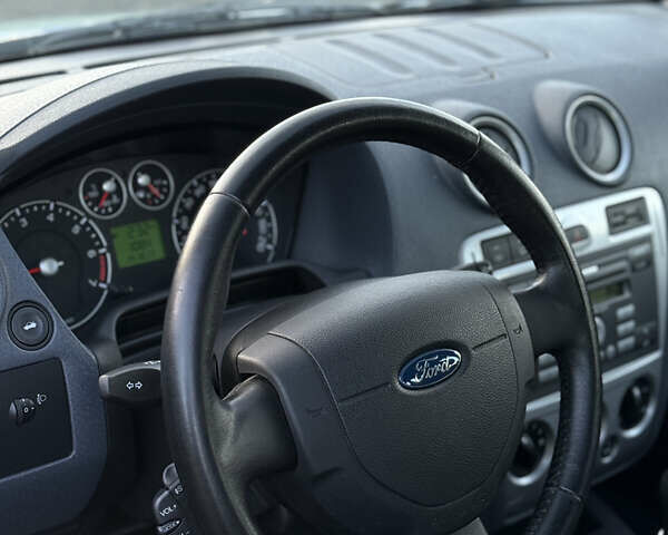 Серый Форд Фьюжн, объемом двигателя 1.4 л и пробегом 141 тыс. км за 5550 $, фото 7 на Automoto.ua