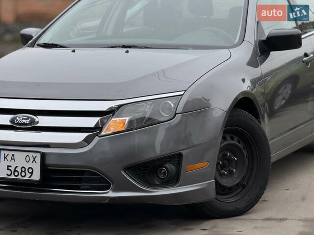 Сірий Форд Фьюжен, об'ємом двигуна 2.5 л та пробігом 218 тис. км за 5950 $, фото 1 на Automoto.ua