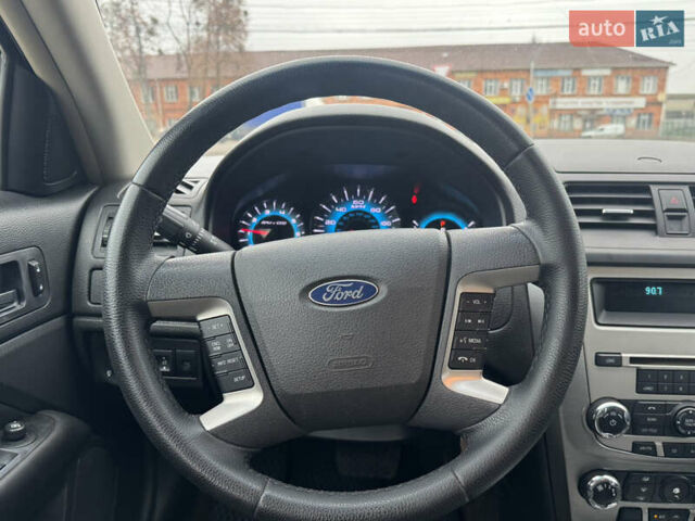 Сірий Форд Фьюжен, об'ємом двигуна 2.49 л та пробігом 138 тис. км за 6900 $, фото 12 на Automoto.ua