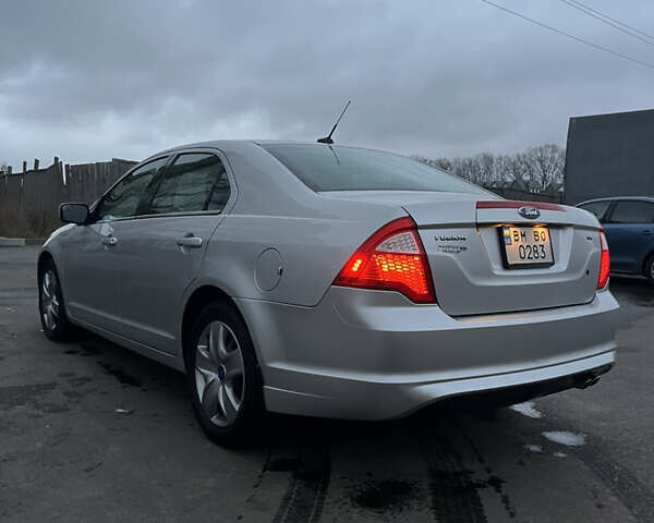 Сірий Форд Фьюжен, об'ємом двигуна 2.49 л та пробігом 140 тис. км за 7000 $, фото 11 на Automoto.ua