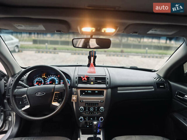 Серый Форд Фьюжн, объемом двигателя 2.49 л и пробегом 217 тыс. км за 7000 $, фото 14 на Automoto.ua