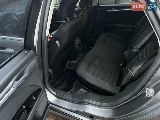 Серый Форд Фьюжн, объемом двигателя 2.49 л и пробегом 195 тыс. км за 9200 $, фото 15 на Automoto.ua