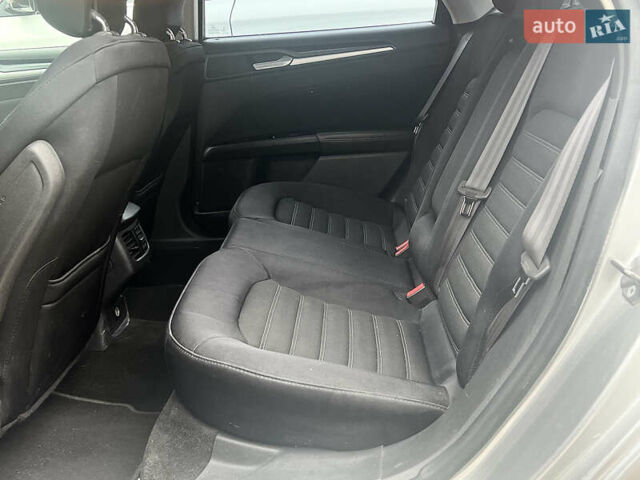 Серый Форд Фьюжн, объемом двигателя 2.5 л и пробегом 235 тыс. км за 7999 $, фото 12 на Automoto.ua