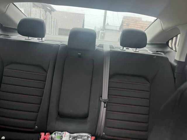 Сірий Форд Фьюжен, об'ємом двигуна 1.6 л та пробігом 223 тис. км за 9000 $, фото 4 на Automoto.ua