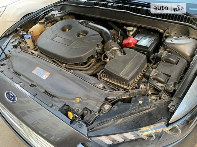 Серый Форд Фьюжн, объемом двигателя 2 л и пробегом 175 тыс. км за 10900 $, фото 12 на Automoto.ua
