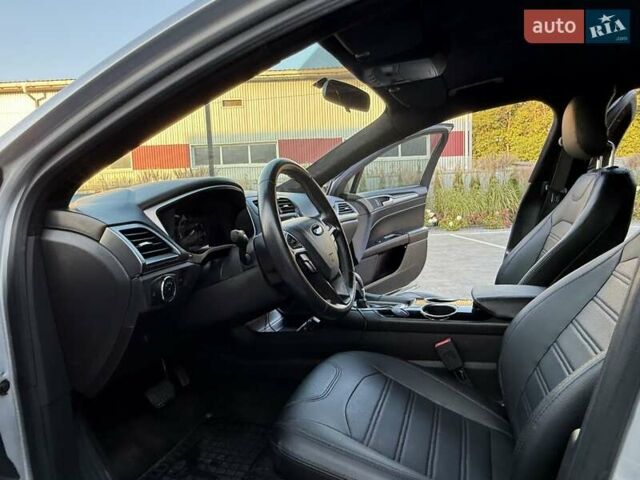 Сірий Форд Фьюжен, об'ємом двигуна 2.5 л та пробігом 125 тис. км за 9800 $, фото 21 на Automoto.ua
