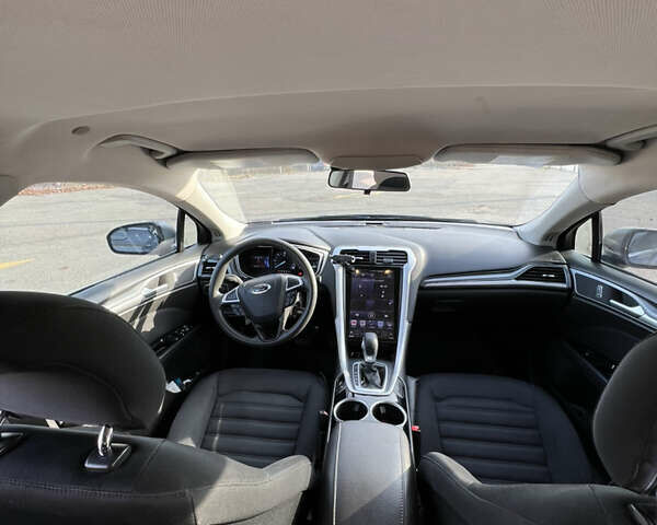 Сірий Форд Фьюжен, об'ємом двигуна 2 л та пробігом 205 тис. км за 11200 $, фото 18 на Automoto.ua